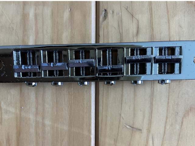 ギターブリッジサビ落とし