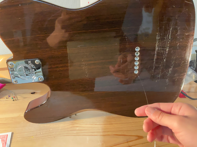 エレキギター弦交換