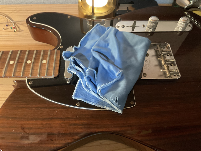 ギター水拭き