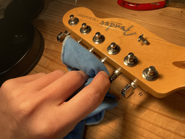 ギター弦交換とメンテナンス